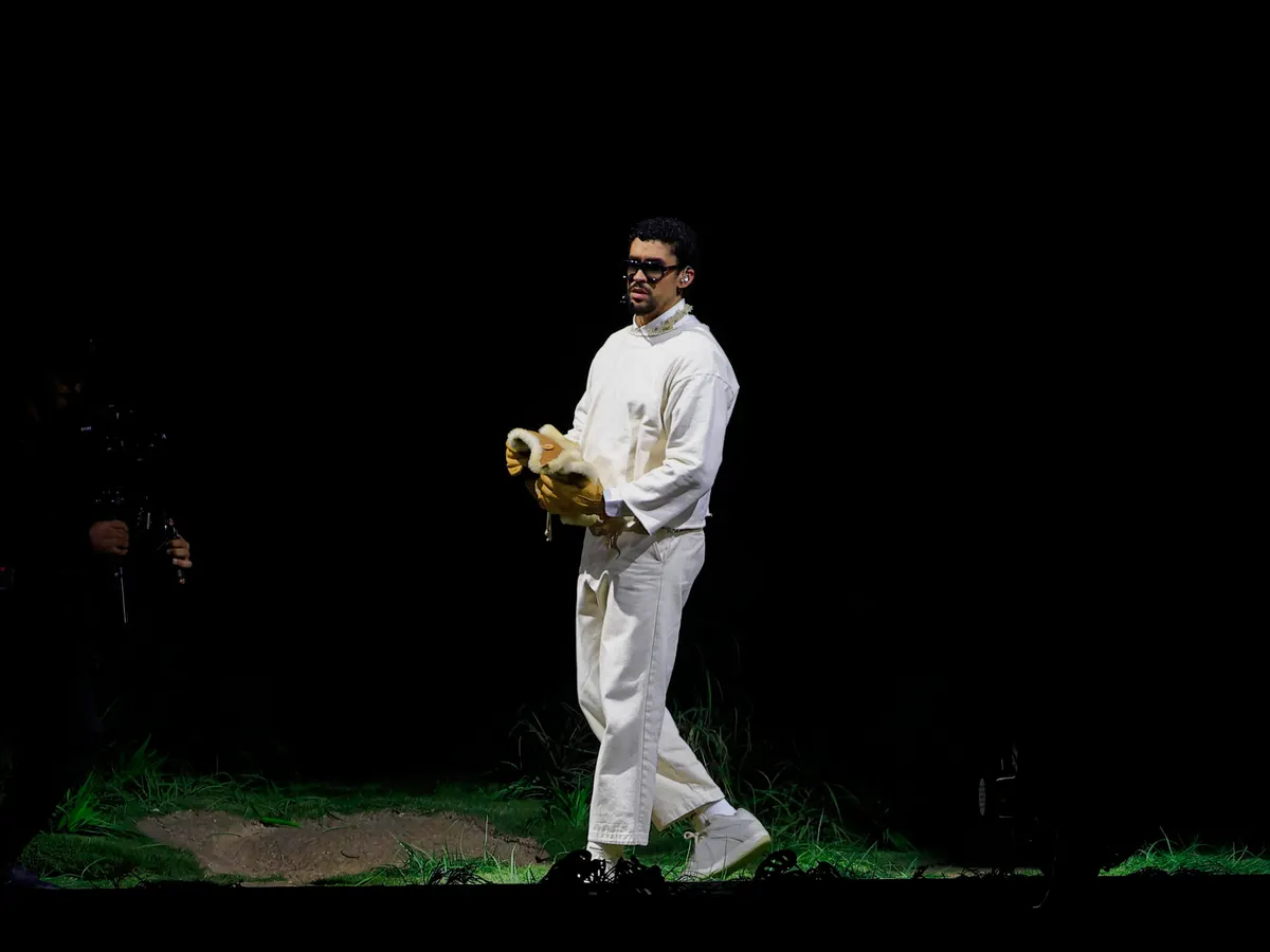 El abrazo de RaiNao, la aparición de Marc Anthony y mucho más: lo mejor del concierto Una más de Bad Bunny | Europa FM