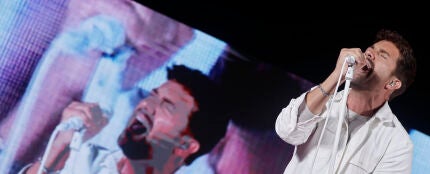 Pablo Alborán, durante el concierto presentación de 'KM0' en Madrid. Pablo Alborán, durante el concierto presentación de 'KM0' en Madrid.