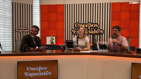 Alejandro Tous con Eva Soriano y Nacho García en Cuerpos especiales Alejandro Tous con Eva Soriano y Nacho García en Cuerpos especiales