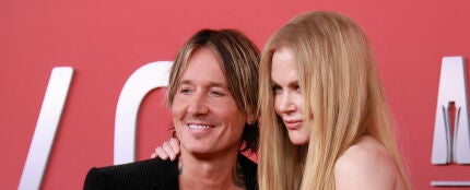 Keith Urban cambia la letra de una canción dedicada a Nicole Kidman para hacerle un guiño a su nueva guitarrista Maggie Baugh
