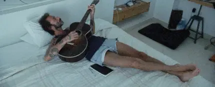 Leiva en su documental 'Hasta que me quede sin voz' Leiva en su documental 'Hasta que me quede sin voz'