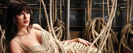 Taylor Swift, para el videoclip de 'The Fate of Ophelia' Taylor Swift, para el videoclip de 'The Fate of Ophelia'