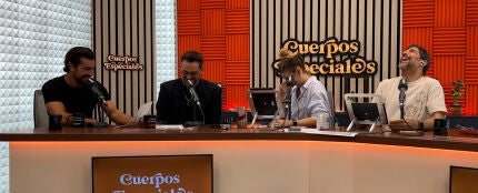 Mario Casas y Asier Etxeandia en Cuerpos especiales