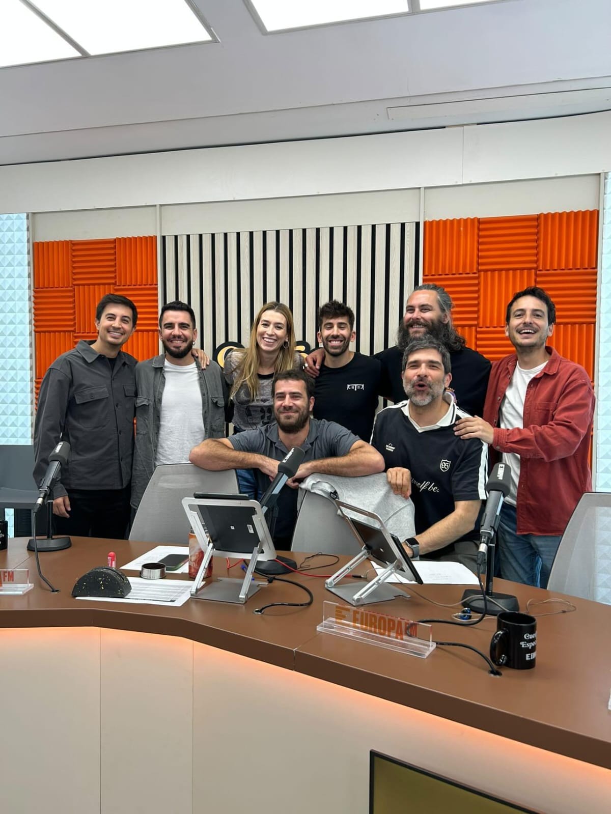 La M.O.D.A. explica la historia y las claves de su colaboración con Leiva: "Las cosas de bicis se quedan en el título"