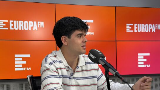 Íñigo Quintero en los estudios de Atresmedia Radio