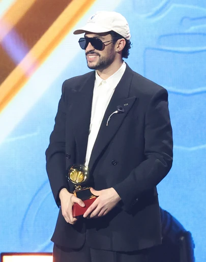 Bad Bunny en los Latin Grammy 2025 Bad Bunny en los Latin Grammy 2025