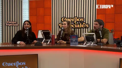Chica Sobresalto con Eva Soriano y Nacho García en Cuerpos especiales Chica Sobresalto con Eva Soriano y Nacho García en Cuerpos especiales