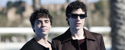 Javier Calvo y Javier Ambrossi en el photocall de 'Mariliendre' Javier Calvo y Javier Ambrossi en el photocall de 'Mariliendre'