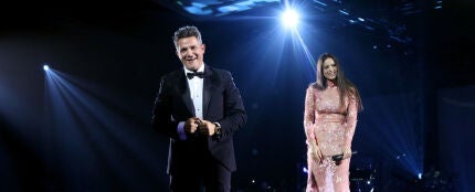Alejandro Sanz y Rosalía en 2017 Alejandro Sanz y Rosalía en 2017