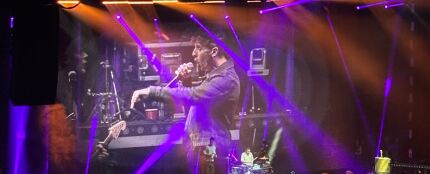 veintiuno se une a Despistaos en 'Nunca la primera' en el concierto del Palacio Vistalegre de Madrid veintiuno se une a Despistaos en 'Nunca la primera' en el concierto del Palacio Vistalegre de Madrid