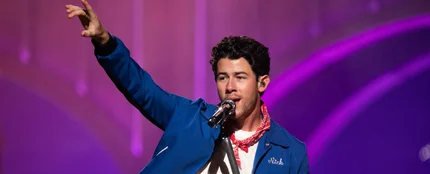 Nick Jonas actuando en Little Caesars Arena Nick Jonas actuando en Little Caesars Arena