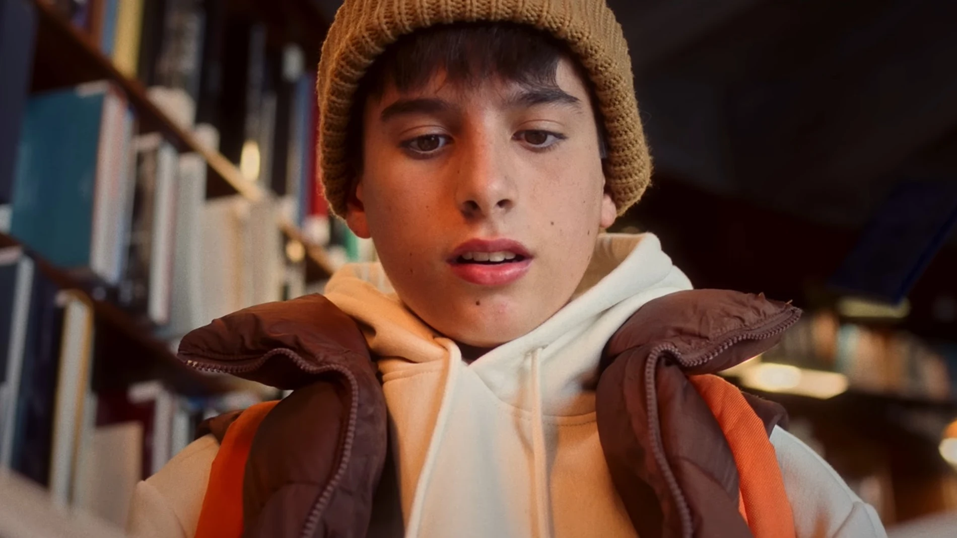 Gonzalo Pinillos en el videoclip de 'Érase Una Vez (Once Upon a Time)' Gonzalo Pinillos en el videoclip de 'Érase Una Vez (Once Upon a Time)'