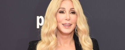 Cher despu&eacute;s de recoger un premio que reconoc&iacute;a su trayectoria