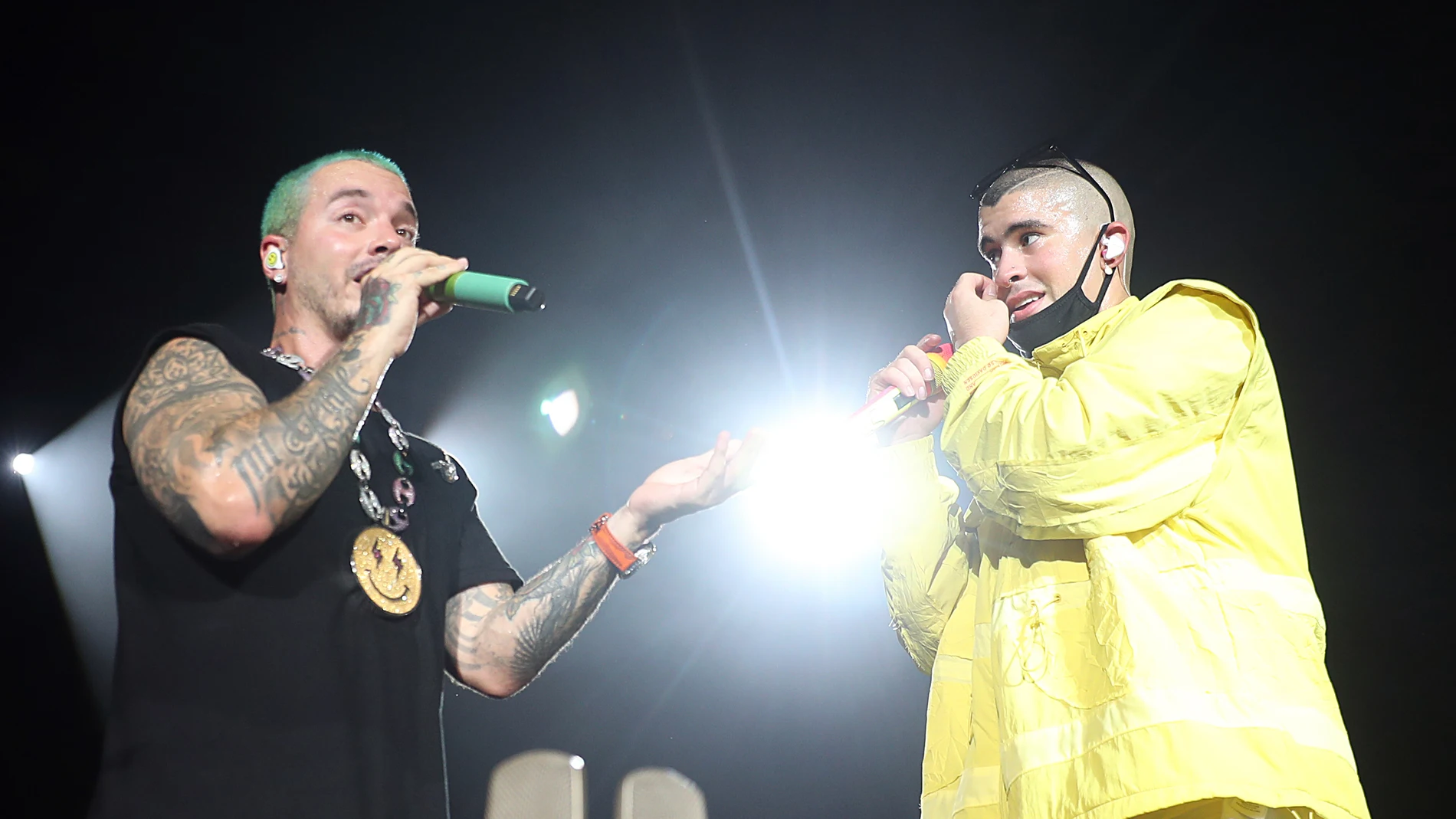 J Balvin y Bad Bunny en 2019 J Balvin y Bad Bunny en 2019