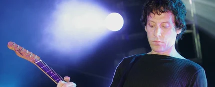 Perry Bamonte, guitarrista de The Cure, en 2004 Perry Bamonte, guitarrista de The Cure, en 2004