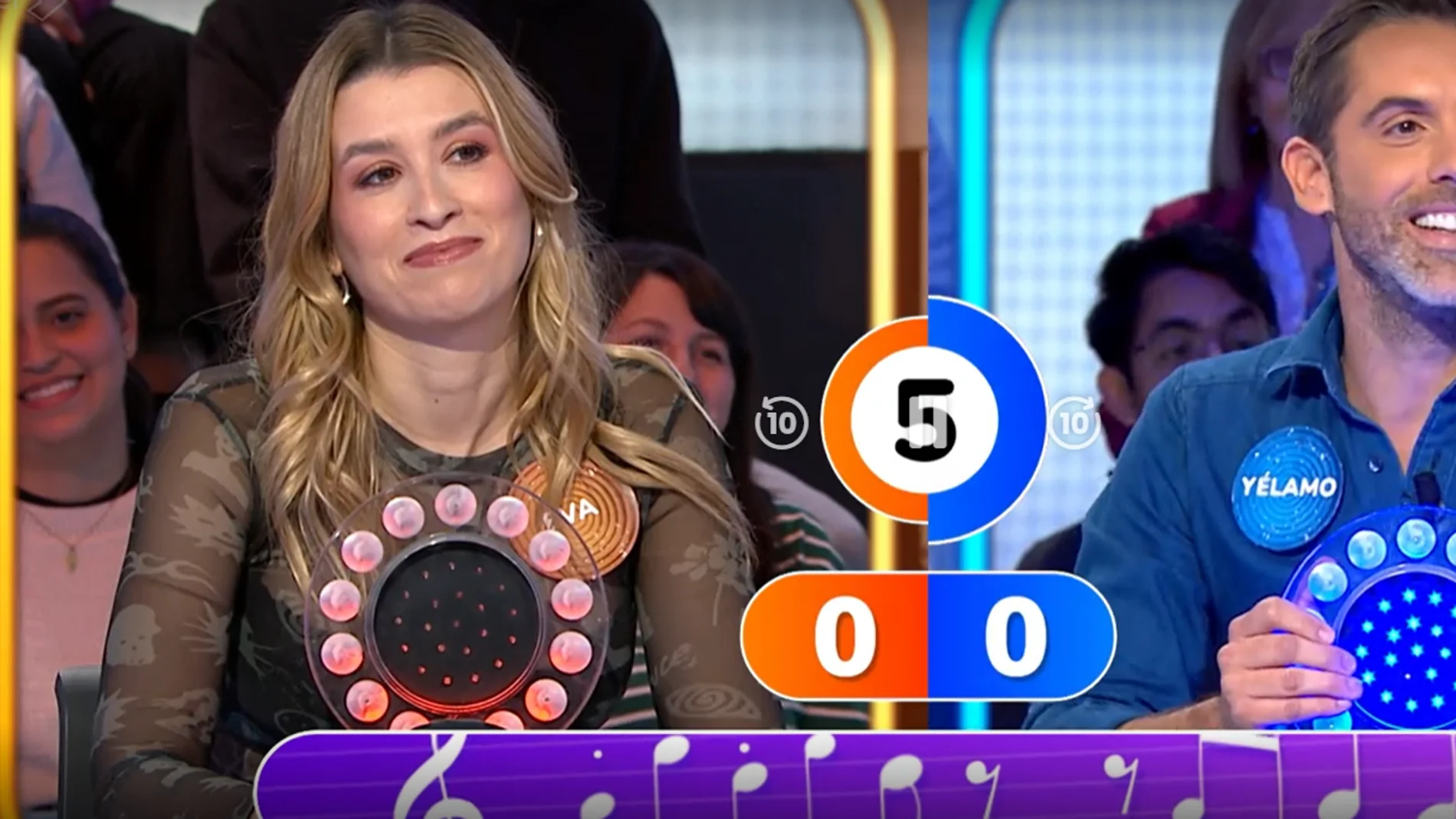 ¿Eva Soriano disfrazada en 'laSexta Noche' o Yélamo en 'Cuerpos especiales'? Así es la apuesta de los presentadores en 'Pasapalabra' ¿Eva Soriano disfrazada en 'laSexta Noche' o Yélamo en 'Cuerpos especiales'? Así es la apuesta de los presentadores en 'Pasapalabra'