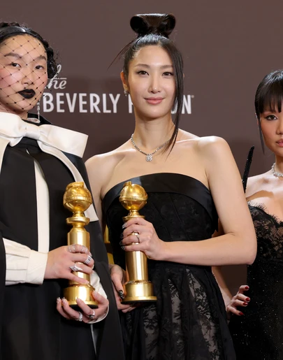 Audrey Nuna, Ejae y Rei Ami se alzan con el Globo de Oro a Mejor Canción Original por 'Golden', de 'Las geuerreras del K-Pop'. Audrey Nuna, Ejae y Rei Ami se alzan con el Globo de Oro a Mejor Canción Original por 'Golden', de 'Las geuerreras del K-Pop'.