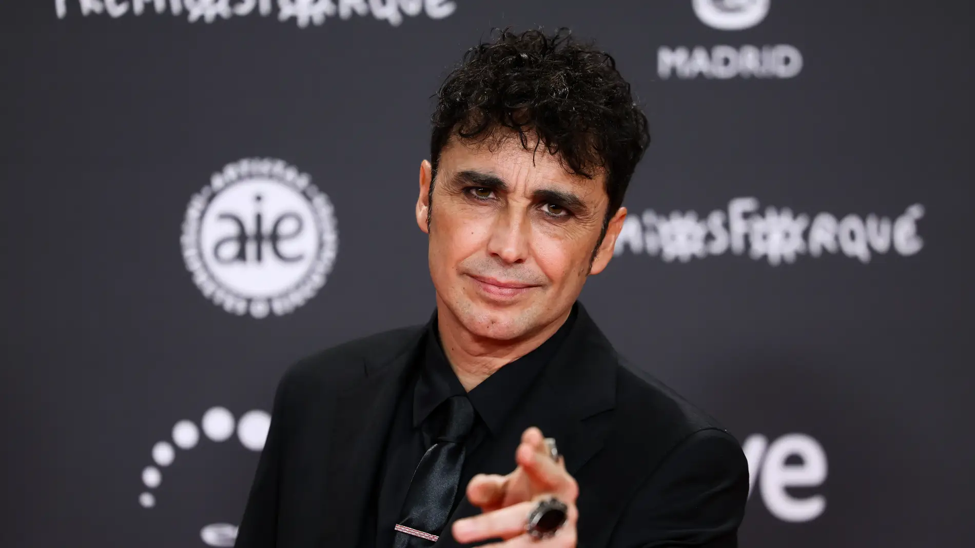 Canco Rodríguez en una alfombra roja Canco Rodríguez en una alfombra roja