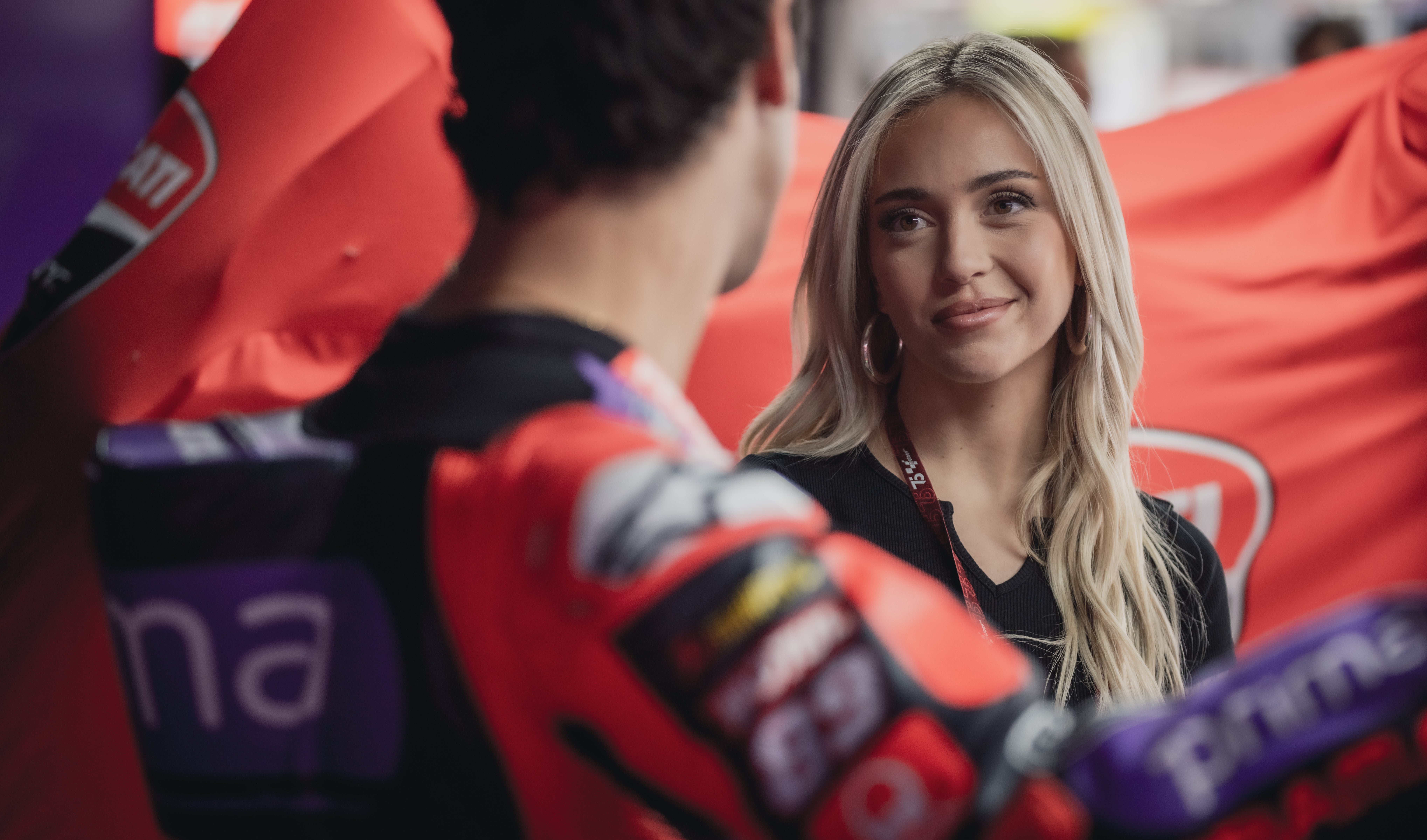 Ana Mena adelanta en exclusiva en 'Cuerpos especiales' una de las canciones de 'Ídolos'