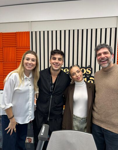 Ana Mena y óscar Casas en 'Cuerpos especiales'