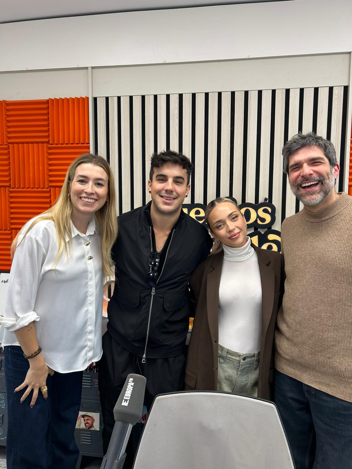 La entrevista de Óscar Casas y Ana Mena en 'Cuerpos especiales'