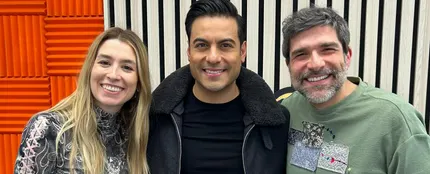 Carlos Rivera, con Eva Soriano y Nacho García en Cuerpos especiales Carlos Rivera, con Eva Soriano y Nacho García en Cuerpos especiales