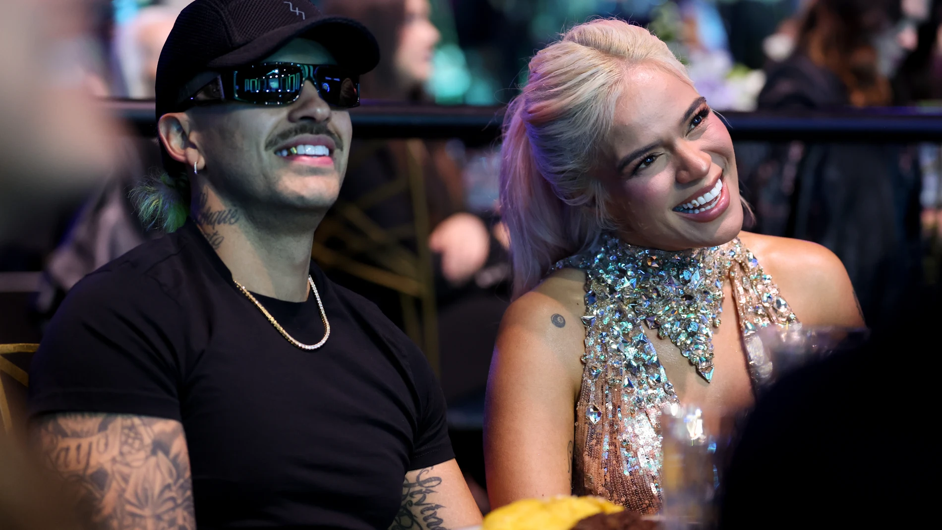 Karol G y Feid en los Billboard Women in Music de 2024 Karol G y Feid en los Billboard Women in Music de 2024