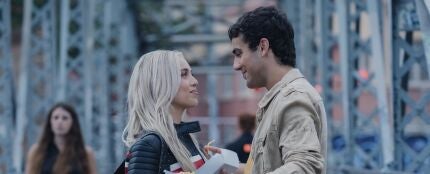 Luna (Ana Mena) y Edu (&Oacute;scar Casas) en '&Iacute;dolos'