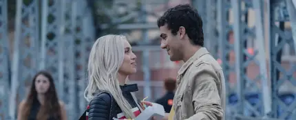 Luna (Ana Mena) y Edu (Óscar Casas) en 'Ídolos' Luna (Ana Mena) y Edu (Óscar Casas) en 'Ídolos'