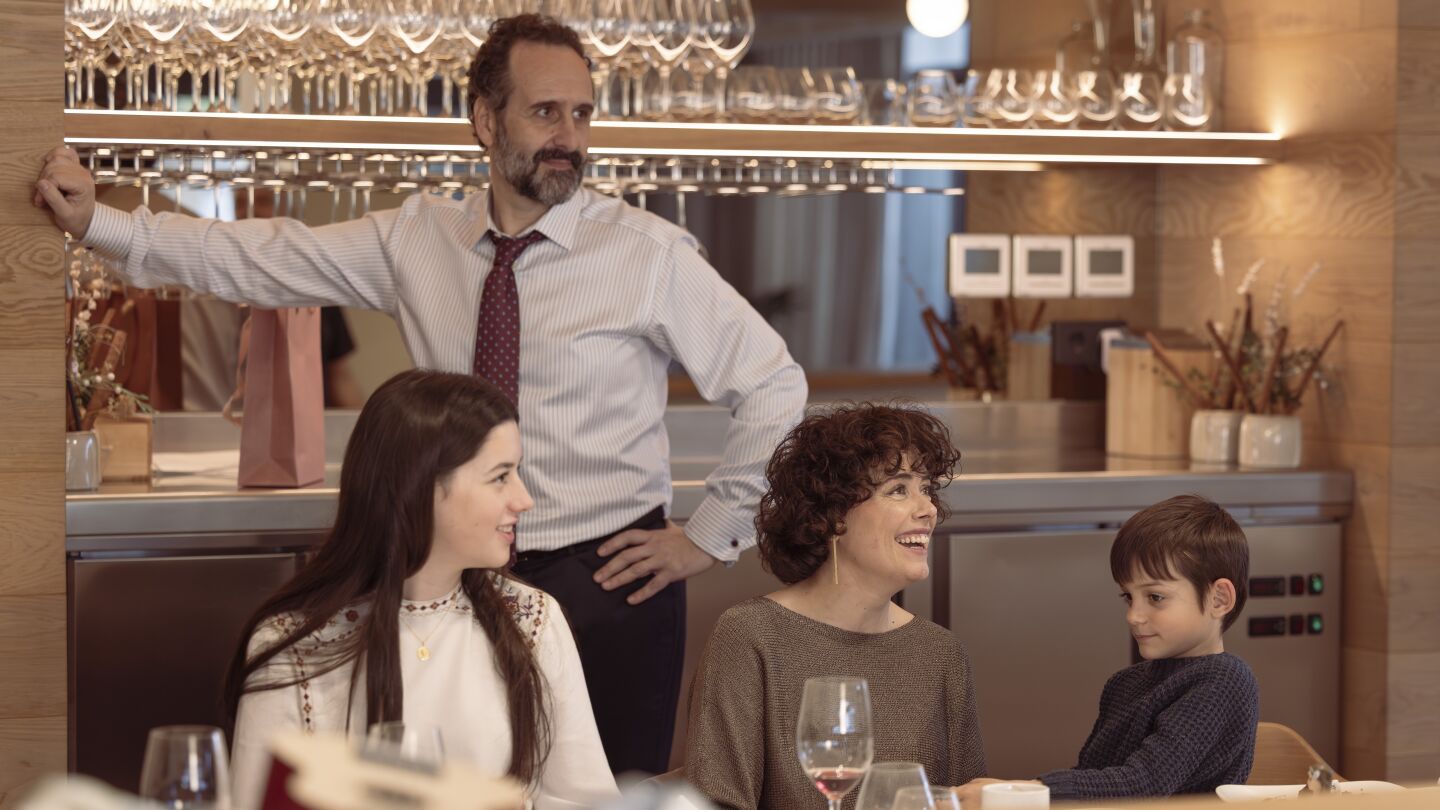 Imagen de 'Los domingos', la película más nominada de los Premios Feroz 2026