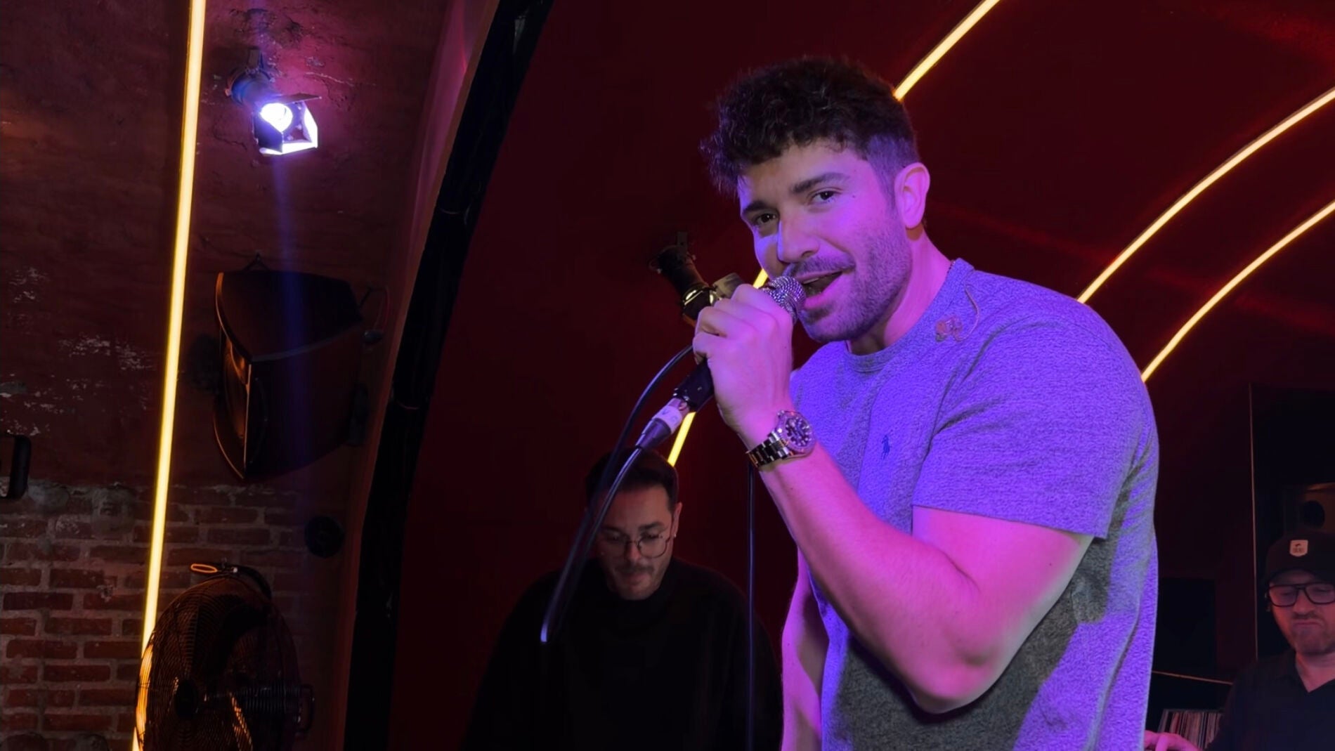 Pablo Alborán en Local de Ensayo Europa FM