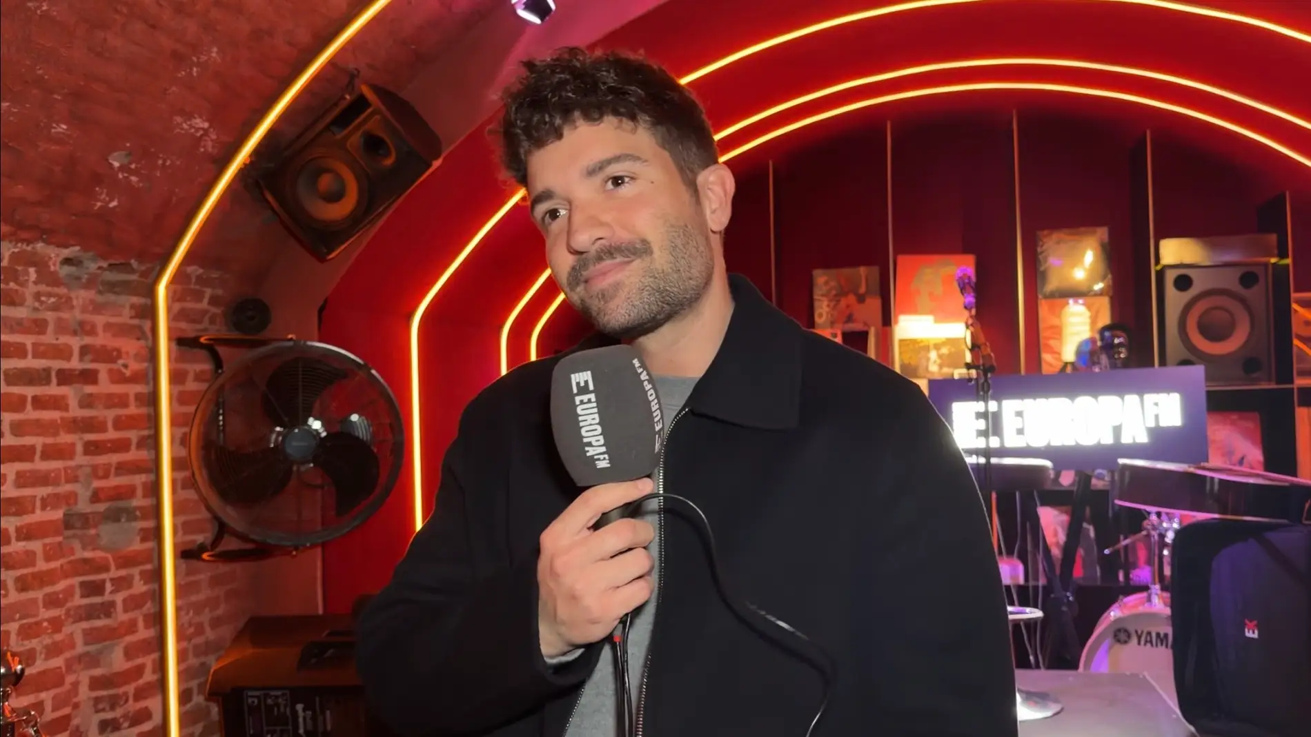 Pablo Alborán en Local de Ensayo Europa FM Pablo Alborán en Local de Ensayo Europa FM