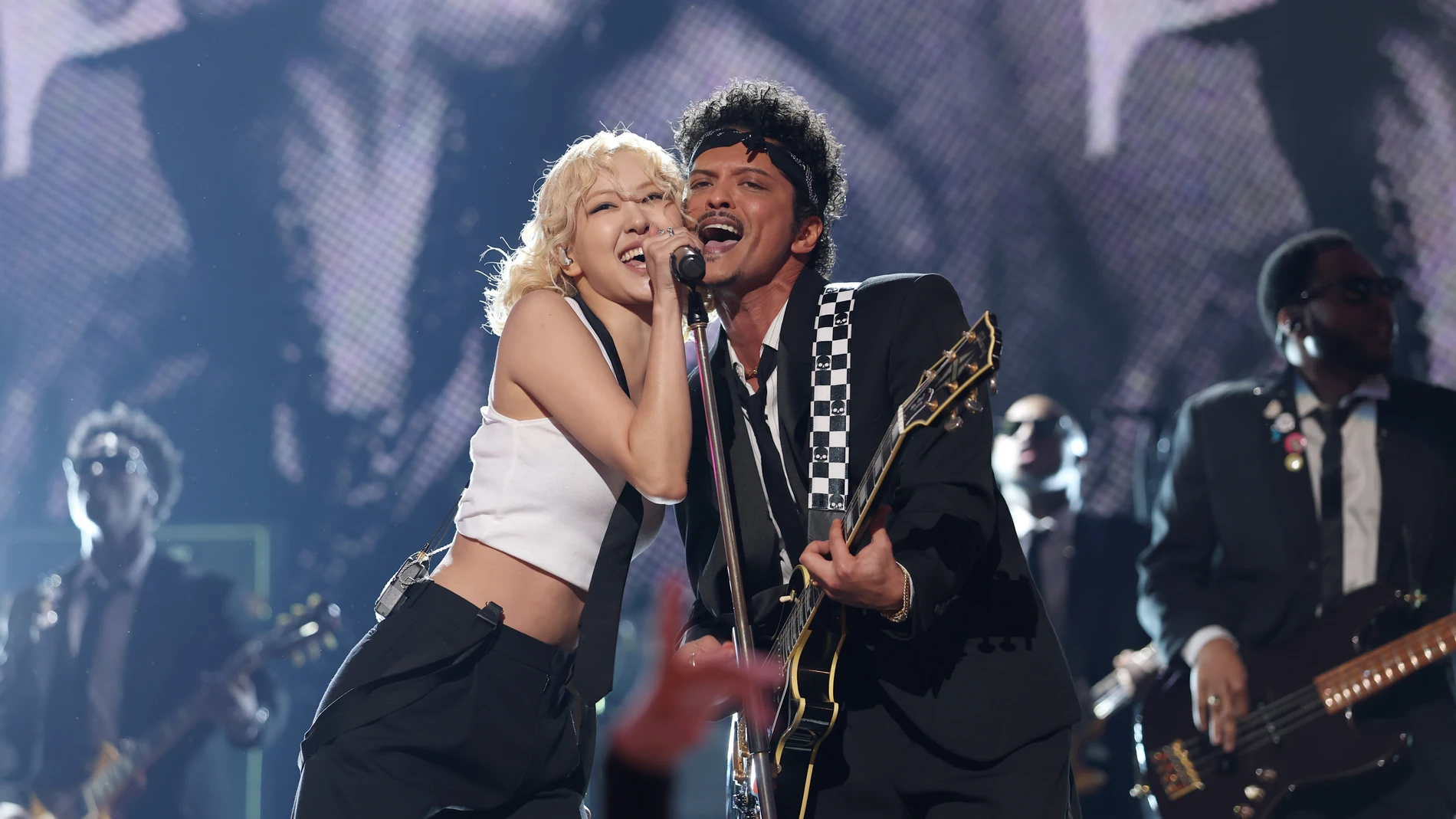 Rosé y Bruno Mars en los Premios Grammy 2026 Rosé y Bruno Mars en los Premios Grammy 2026