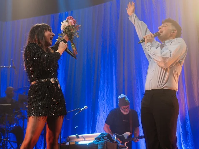 Eva Amaral y Juanjo Bona en el fin de gira 'Tan Mayo y Tan Bonito' Eva Amaral y Juanjo Bona en el fin de gira 'Tan Mayo y Tan Bonito'