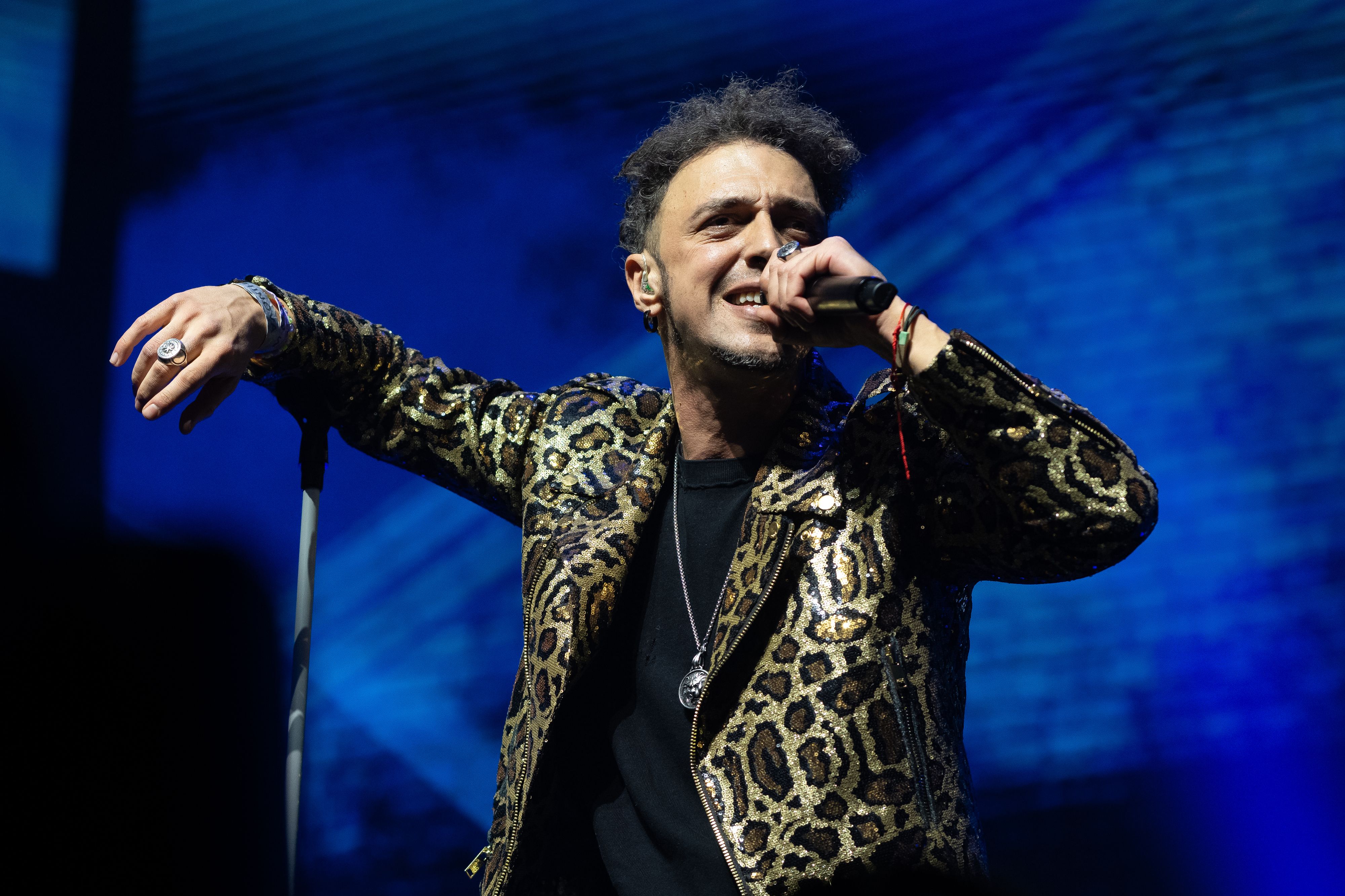 Shinova actuando en el Movistar Arena en el 2025 Shinova actuando en el Movistar Arena en el 2025