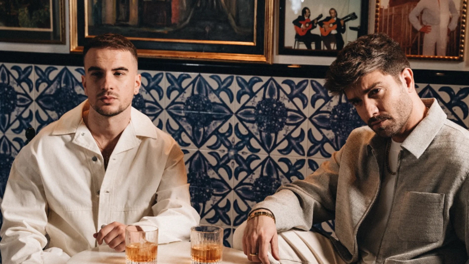 Pablo Alborán y ANTONY Z, en la promoción de 'BESOS DORADOS' Pablo Alborán y ANTONY Z, en la promoción de 'BESOS DORADOS'