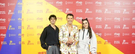 Javier Ambrossi, Jes&uacute;s V&aacute;zquez e In&eacute;s Hernand, presentadores del Benidorm Fest