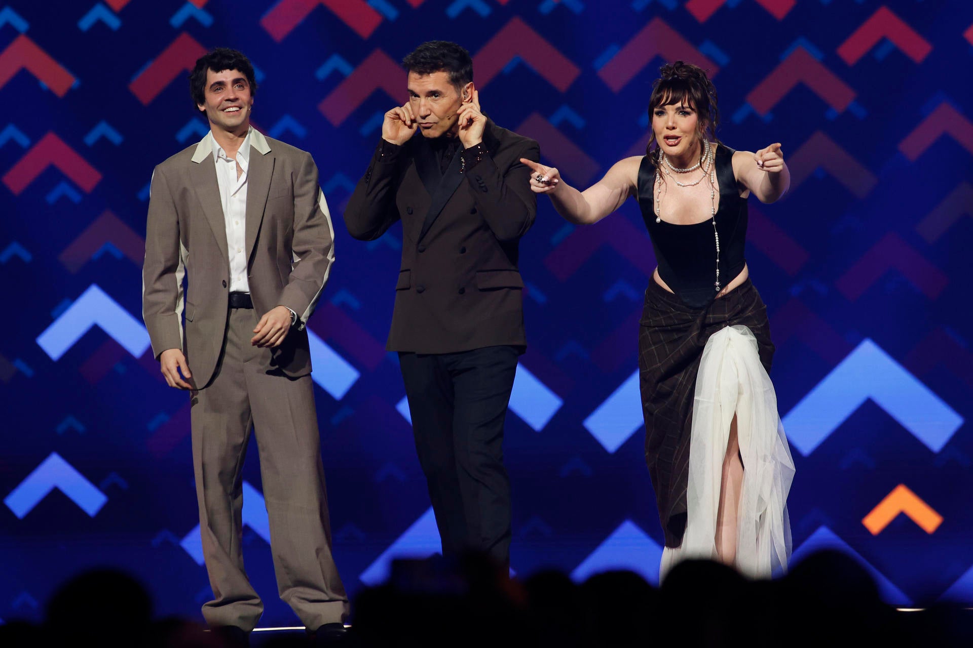 Javier Ambrossi, Jesús Vázquez e Inés Hernand, presentadores del Benidorm Fest 2026 Javier Ambrossi, Jesús Vázquez e Inés Hernand, presentadores del Benidorm Fest 2026