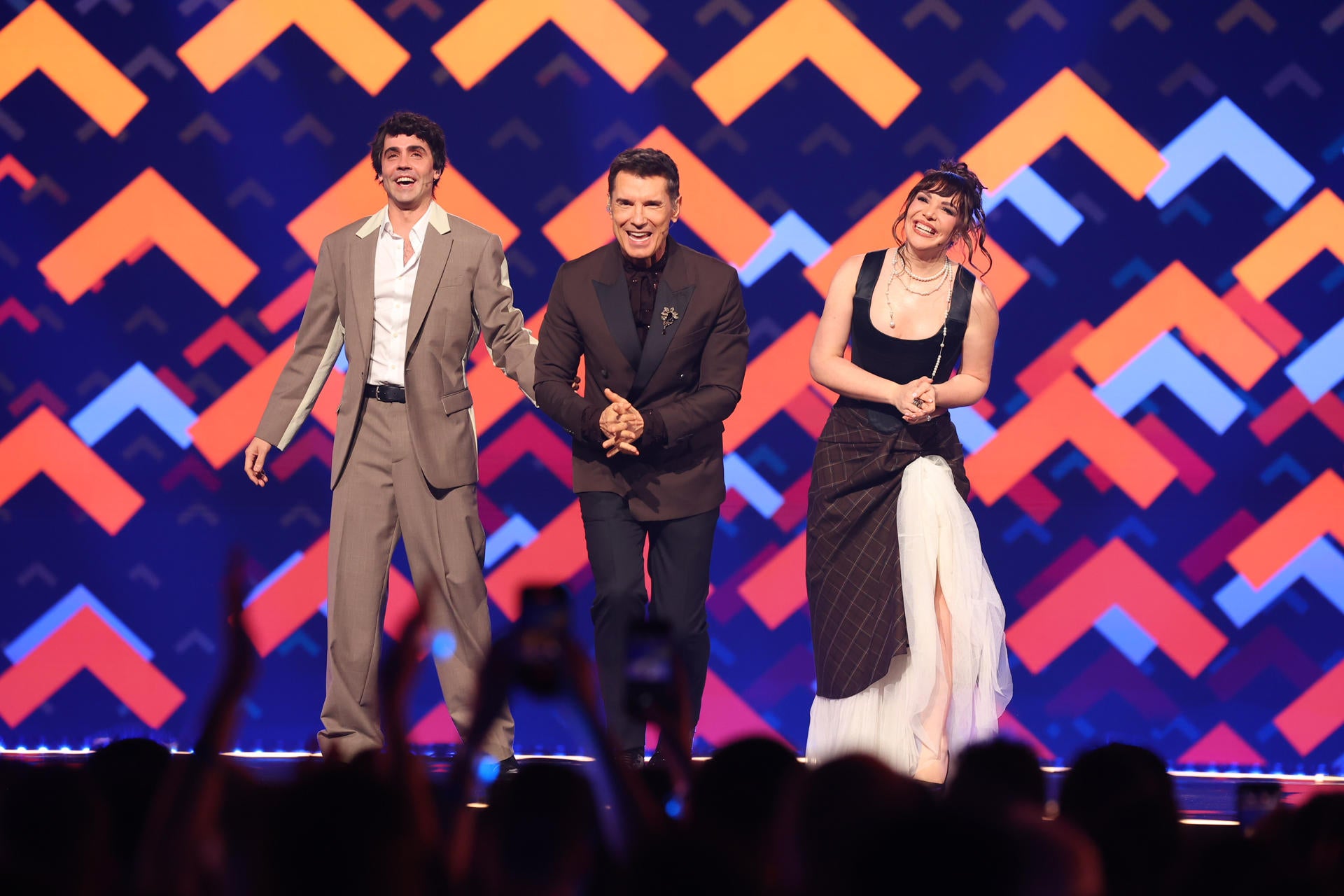 Javier Ambrossi, Jesús Vázquez e Inés Hernand, presentadores del Benidorm Fest 2026. Javier Ambrossi, Jesús Vázquez e Inés Hernand, presentadores del Benidorm Fest 2026.