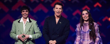 Javier Ambrossi, Jesús Vázquez e Inés Hernand, presentadores en la segunda semifinal del Benidorm Fest 2026 Javier Ambrossi, Jesús Vázquez e Inés Hernand, presentadores en la segunda semifinal del Benidorm Fest 2026