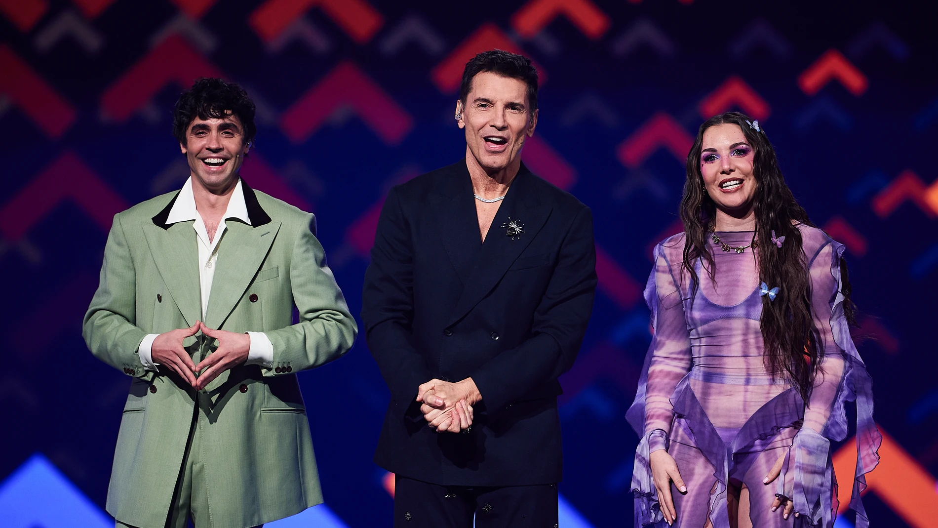 Javier Ambrossi, Jesús Vázquez e Inés Hernand, presentadores en la segunda semifinal del Benidorm Fest 2026 Javier Ambrossi, Jesús Vázquez e Inés Hernand, presentadores en la segunda semifinal del Benidorm Fest 2026