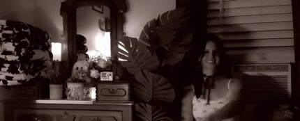 Lana del Rey, en el v&iacute;deo de 'White Feather Hawk Tail Deer Hunter'