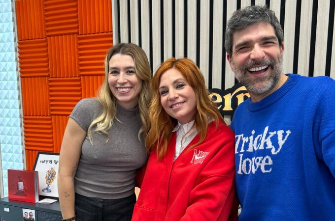 Leire Martínez con Eva Soriano y Nacho García en 'Cuerpos especiales'