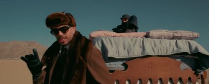 El detalle del videoclip de 'Rosita' que parece una referencia de Rauw Alejandro a Rosalía El detalle del videoclip de 'Rosita' que parece una referencia de Rauw Alejandro a Rosalía