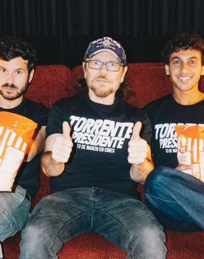 Taburete y Santiago Segura Taburete y Santiago Segura