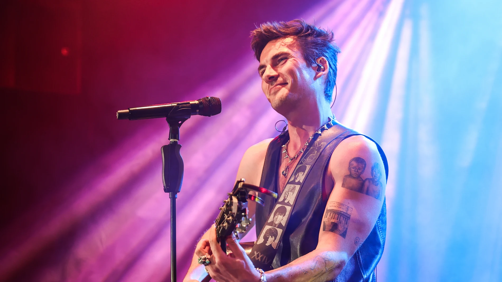 Andrés Koi en un concierto de 2024 Andrés Koi en un concierto de 2024