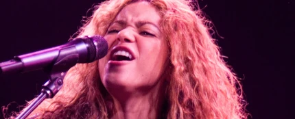 Shakira en el concierto gratuito del Zócalo de Ciudad de México en 2007 Shakira en el concierto gratuito del Zócalo de Ciudad de México en 2007