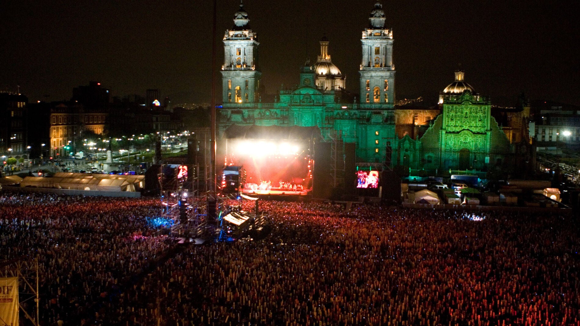El concierto de Shakira en el Zócalo de Ciudad de México en 2007