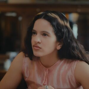 Rosalía crea debate sobre separar al artista de su obra: Rosalía crea debate sobre separar al artista de su obra: