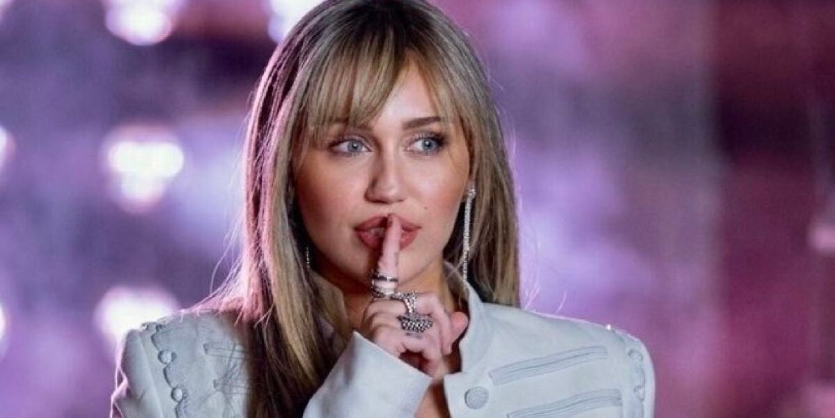 Miley Cyrus en el especial de 'Hannah Montana' por el 20&ordm; aniversario